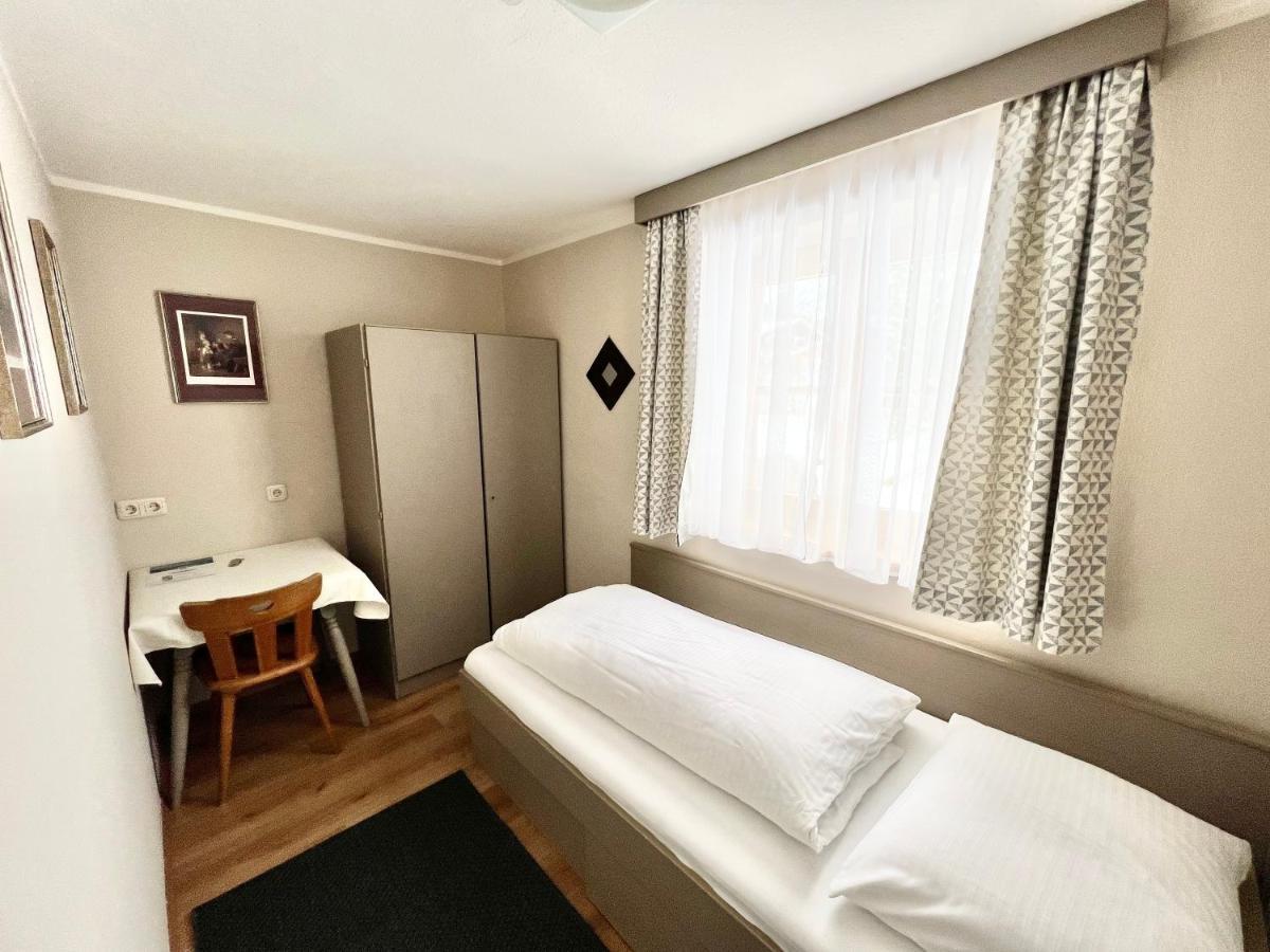 Lech Hostel エクステリア 写真